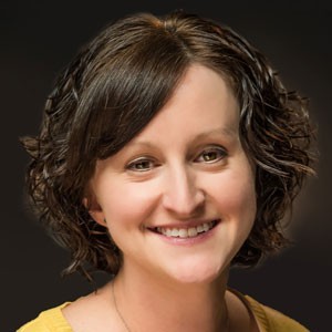 Photo of Amy Carlisle